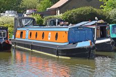 60ft Cruiser stern Narrowboat