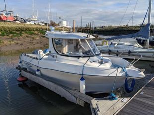 2007 Quicksilver 640 Pilothouse