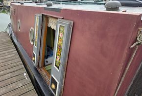 Starboard side showing hatch