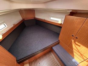 2015 Bavaria Cruiser 37 20