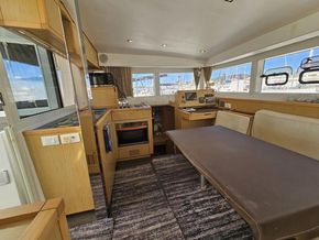 Lagoon 39  - Interior