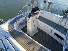 2002 Bavaria 36