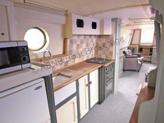 HERBERT, 69ft 9in Tug with boatmans cabin, 2+2 berths