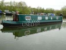 No Name is a 58ft 2005 Semi-Trad Pinder fitted by Issac Davis