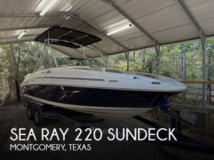 2005 Sea Ray 220 SUNDECK