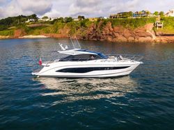 2022 Princess V55