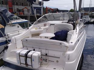 Regal 2465 Commodore