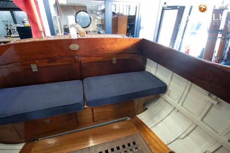 1962 23FT Cabin Cruiser