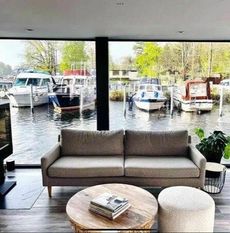 NEW BUILD - 15m Houseboat