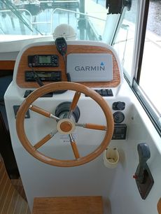 Jeanneau Merry Fisher 805 in outstanding condition