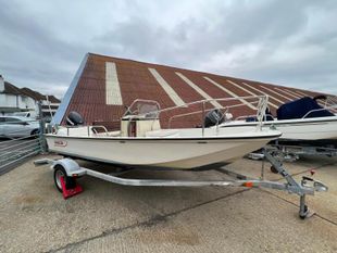 1988 Boston Whaler 17 Montauk