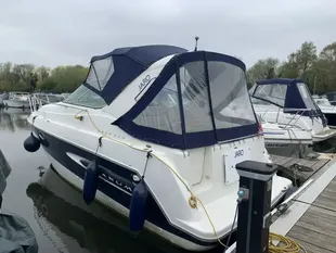 2000 Maxum 2800 Scr
