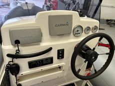 Brig Navigator 570