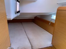2012 Jeanneau Sun Odyssey 439