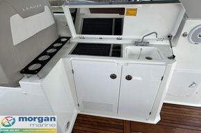 Jeanneau Leader 40 - cockpit gill