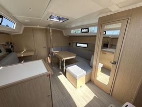 2025 Bavaria C42 15
