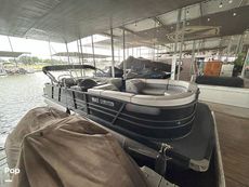 2022 Massimo Marine P23