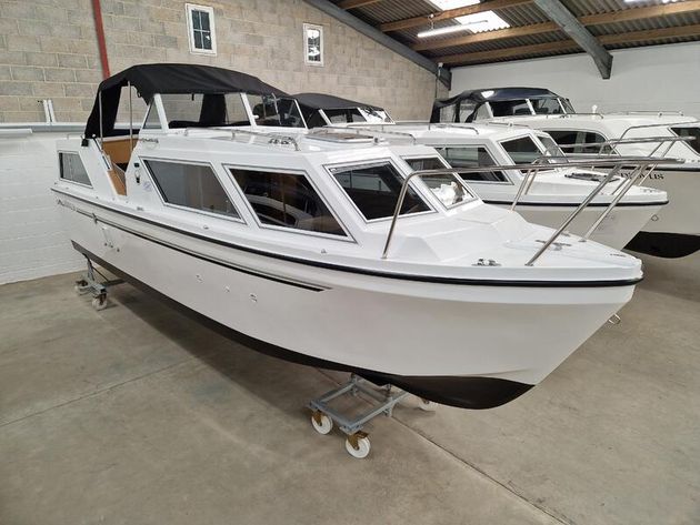 For Sale New Viking 26 Narrowboat Centre Cockpit