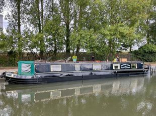 2006 57ft narrowboat w C. London mooring