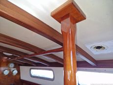 1993 Classic Yacht Robertson 35