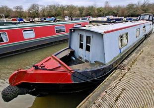 Montgomery Navigator-55ft 2004 Maestermyn Marine 4 berth cruiser stern