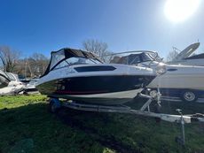 2017 Bayliner VR5 Cuddy