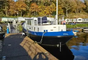 Wolstenholme cruising barge for sale with BJ Marine