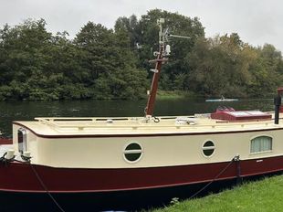 Dutch Barge 'Piper' 55ft Bespoke Build - Residential Mooring on Thames
