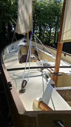 Drascombe lugger 