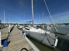 2013 Beneteau Oceanis 31