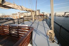 luxury hotelship with restaurant 36/100 pers.