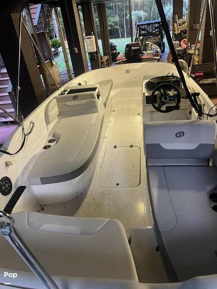 2021 Hurricane 185 sundeck sport