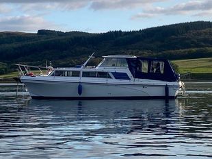 Princess 32 Motor Boat