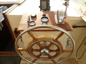 Steel Cruiser custom built - Helm