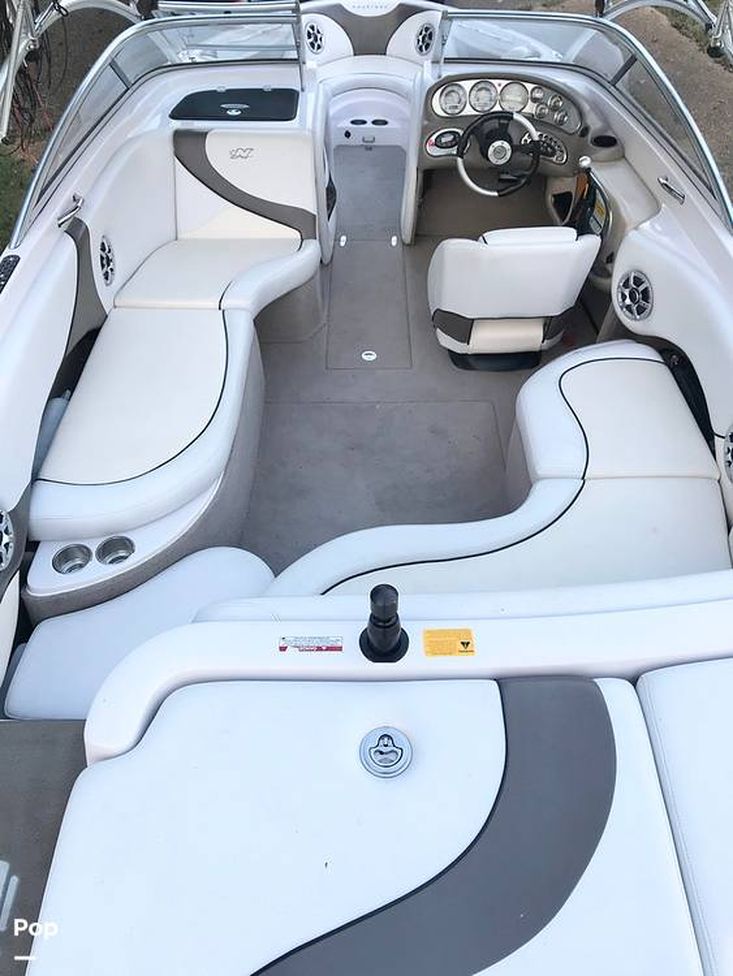 2005 Correct Craft crossover nautique 226