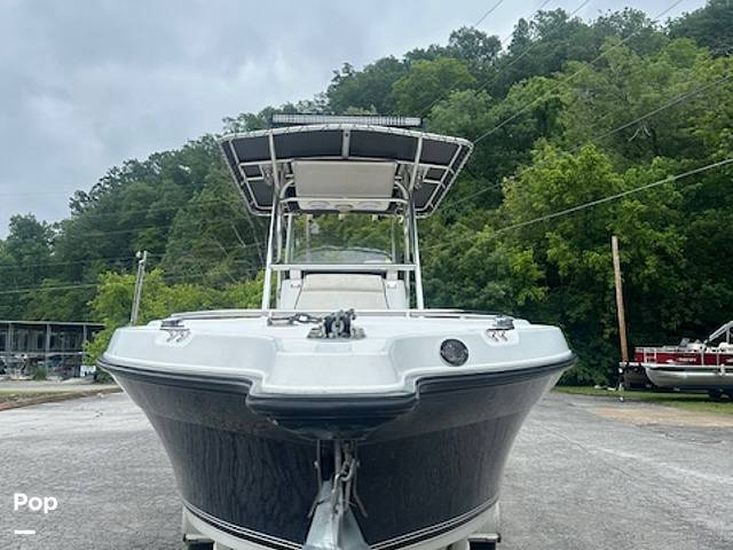 2007 Century 2400 center console