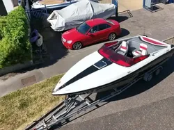 1989 Rinker Captiva 236