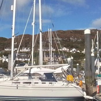 Hunter Legend 38 2007 bilge keel Perfect