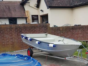 Jon boat