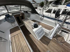 2015 Bavaria Cruiser 37 9