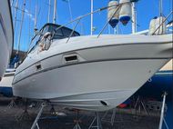 Maxum 2400 SCR