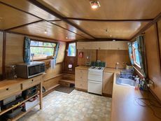 Widebeam on Residential Mooring
