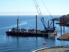 34m x 19m flattop barge