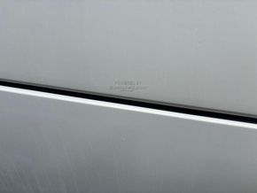 Beneteau Oceanis 351 Twin Aft Cabins - Hull Close Up