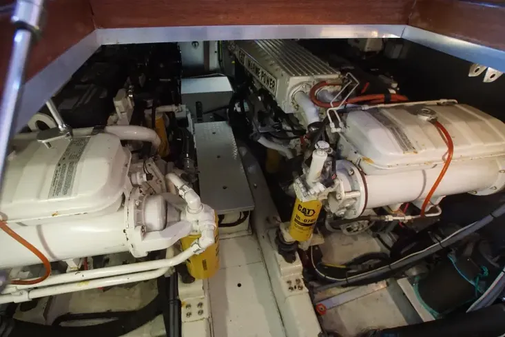 2005 Four Winns Horizon 240