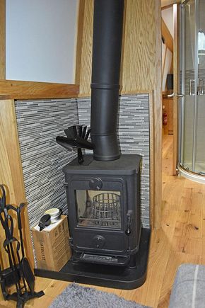 Solid fuel stove