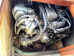 Seaward 29 Twin diesel engines - Engine