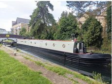 AKULA - 69ft 6" Semi Trad Narrowboat