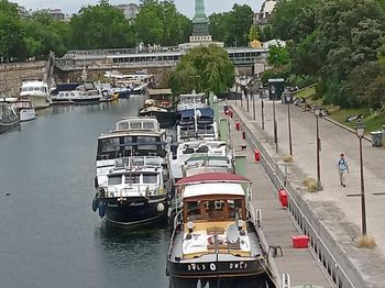 Easy to handle cruiser