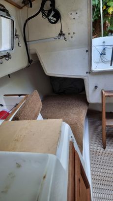 West Wight Potter 19 trailer-sailer
